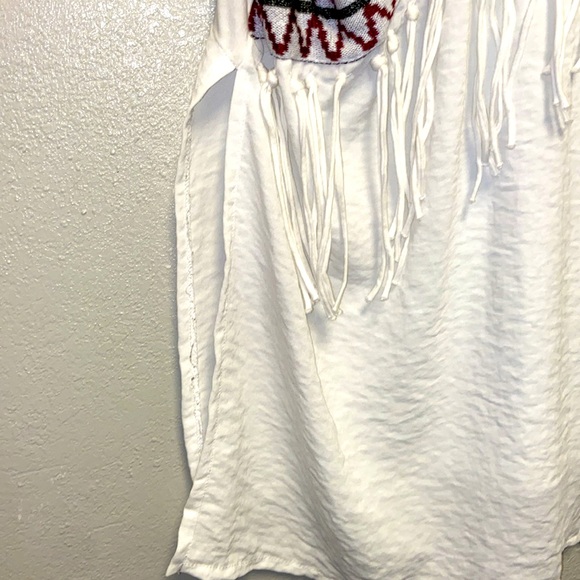 Zara White Fringe Deep VNeck Oversized Embroidered Festival Boho Tribal Top 3465 - Picture 6 of 8